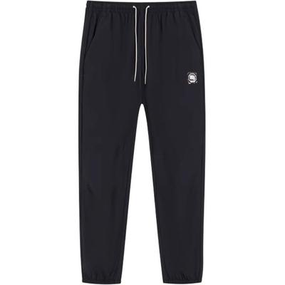 Partea de jos – Pantaloni de trening și colanți