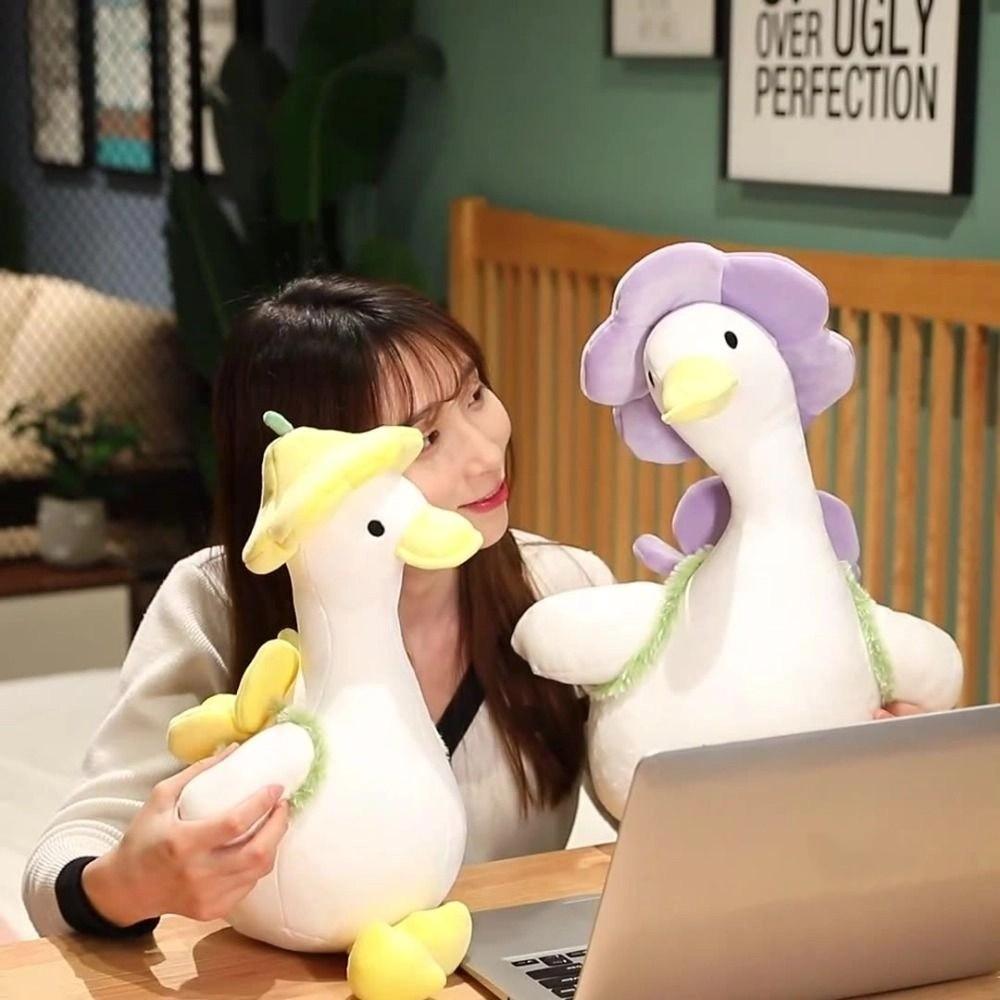 Ornament Outing Duck Plush Toys Flower Spring Outing Duck Stuffed Doll  Sofa