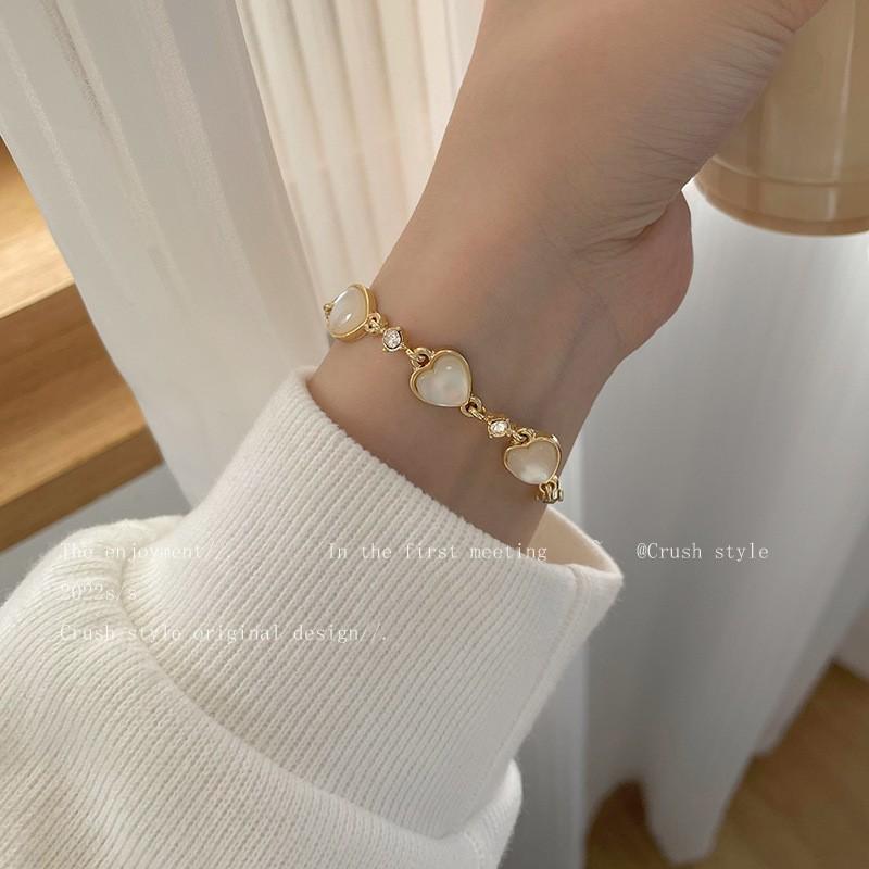 Cool Pull Temperament Winter Snowflake Exquisite Light Luxury Niche Design Zircon High-End Jewelry Adjustment Fashion Bracelet