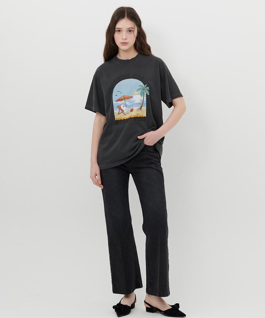 Eoboneoseu Studded Flare Jeans [Black]