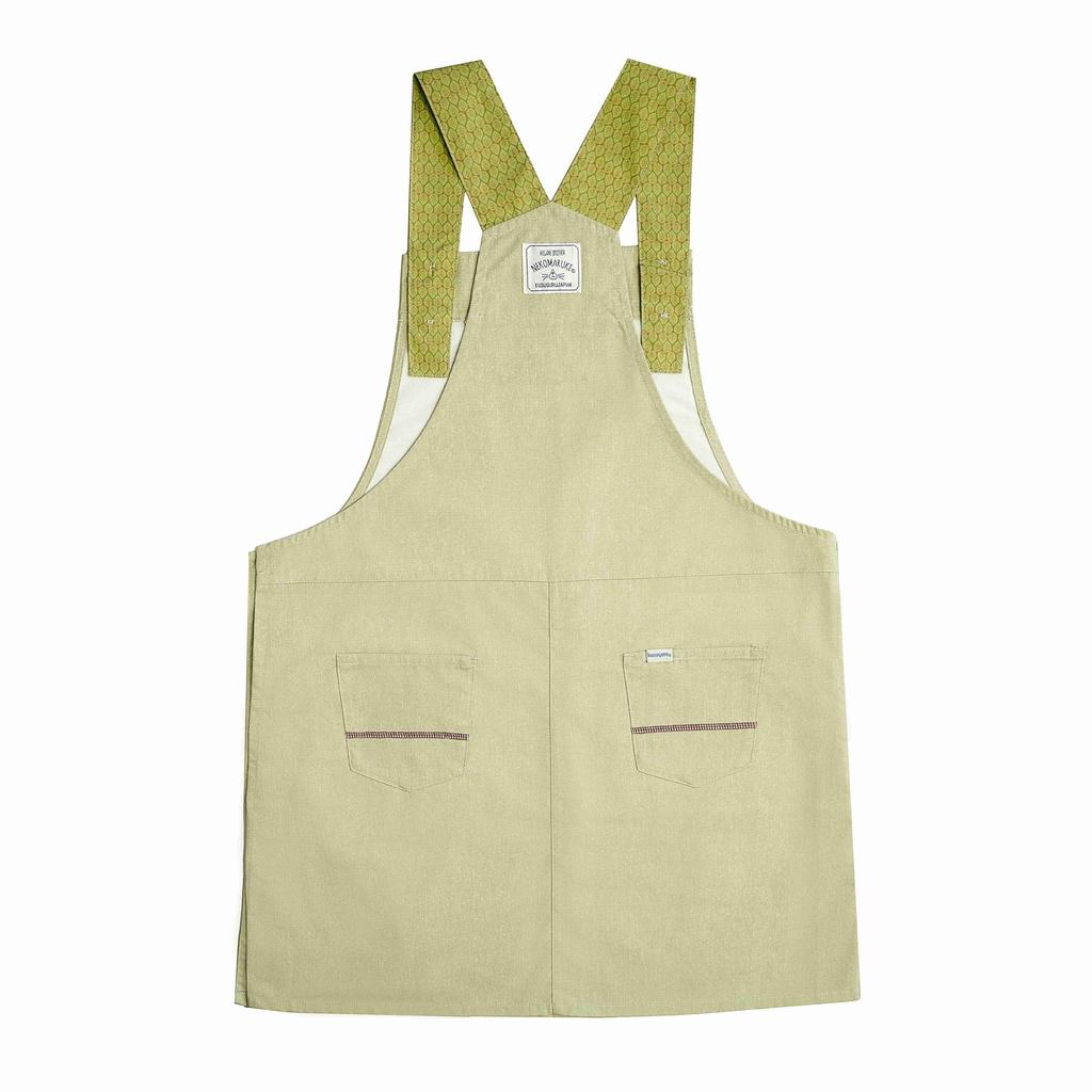 apron with buttons on both sides 258501 Beige [Kusuguru Japan] Cat-shaped M-L