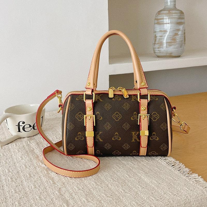 New Style Printed Large-capacity Bag, Light Luxury, Versatile and Fashionable Handbag, Single Shoulder or Crossbody Bag.
