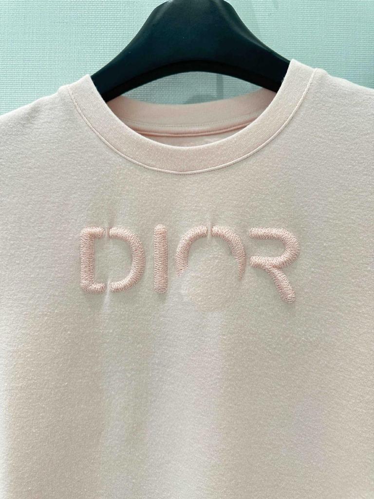 Elegant Embroidered Women's Slim Waist Short-Sleeve T-Shirt