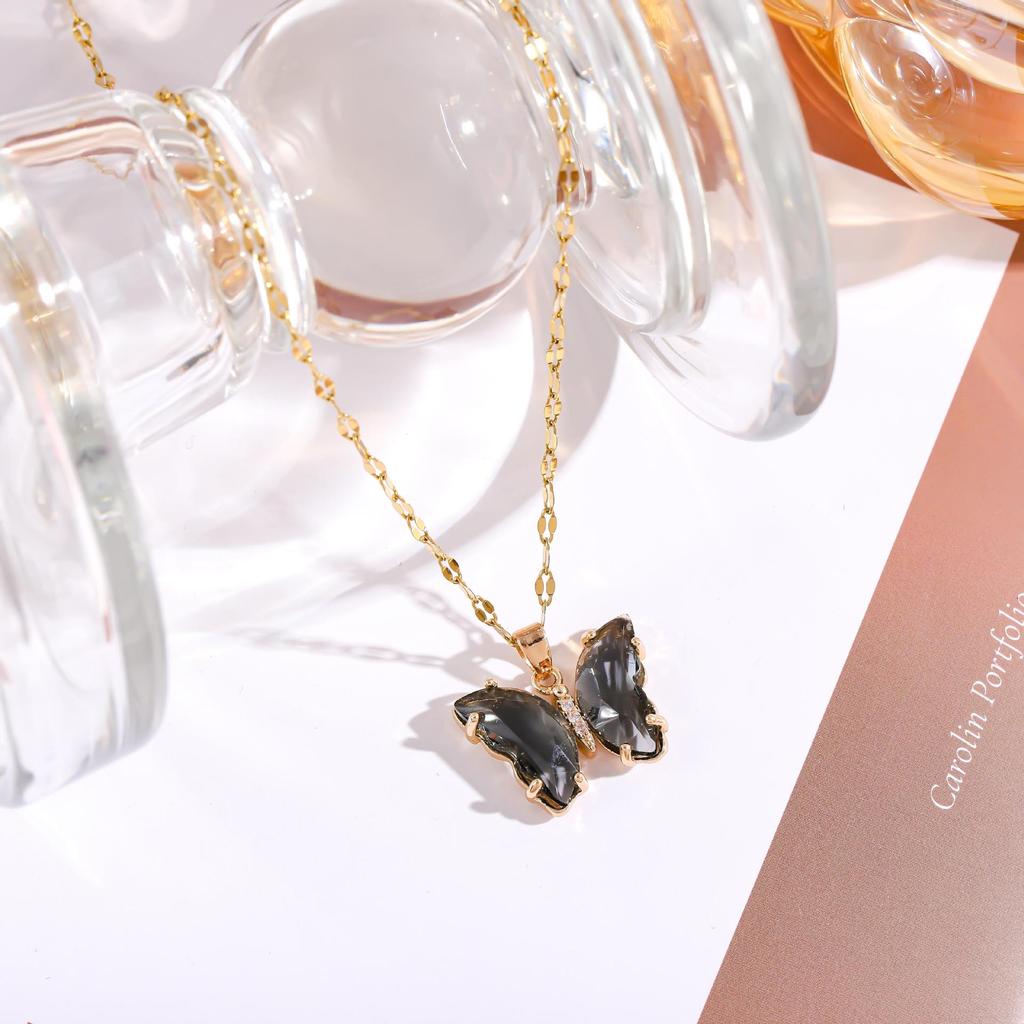Iridescent Gradient Butterfly Necklace with Zirconia Rhinestones - Titanium Steel Clavicle Chain Pendant.