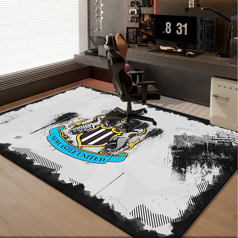1PC rug Newcastle United Crest Carpet, Chair Rug,Area Rug for Office Bedroom living rooms bedroom, Doormat decor Christmas fan gifts