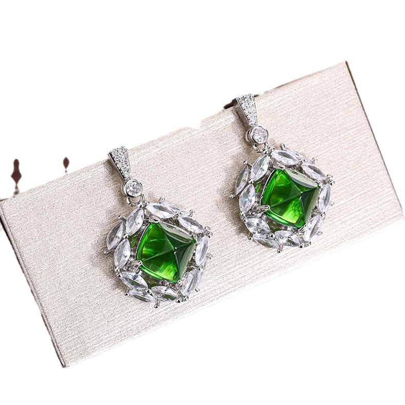 Emerald Diamond Sugar Tower Earrings for Women Heavy Industry Design Full Diamond Color Treasure Long Earrings