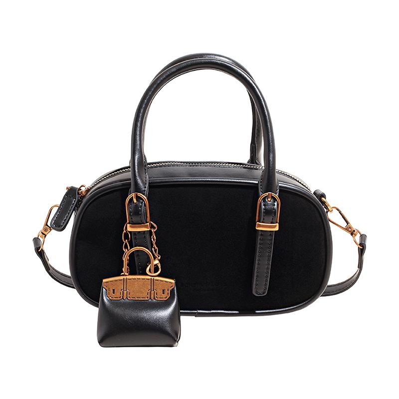 Popular Autumn and Winter Retro Underarm Bowling Bag Women's Niche Bag Black Bag