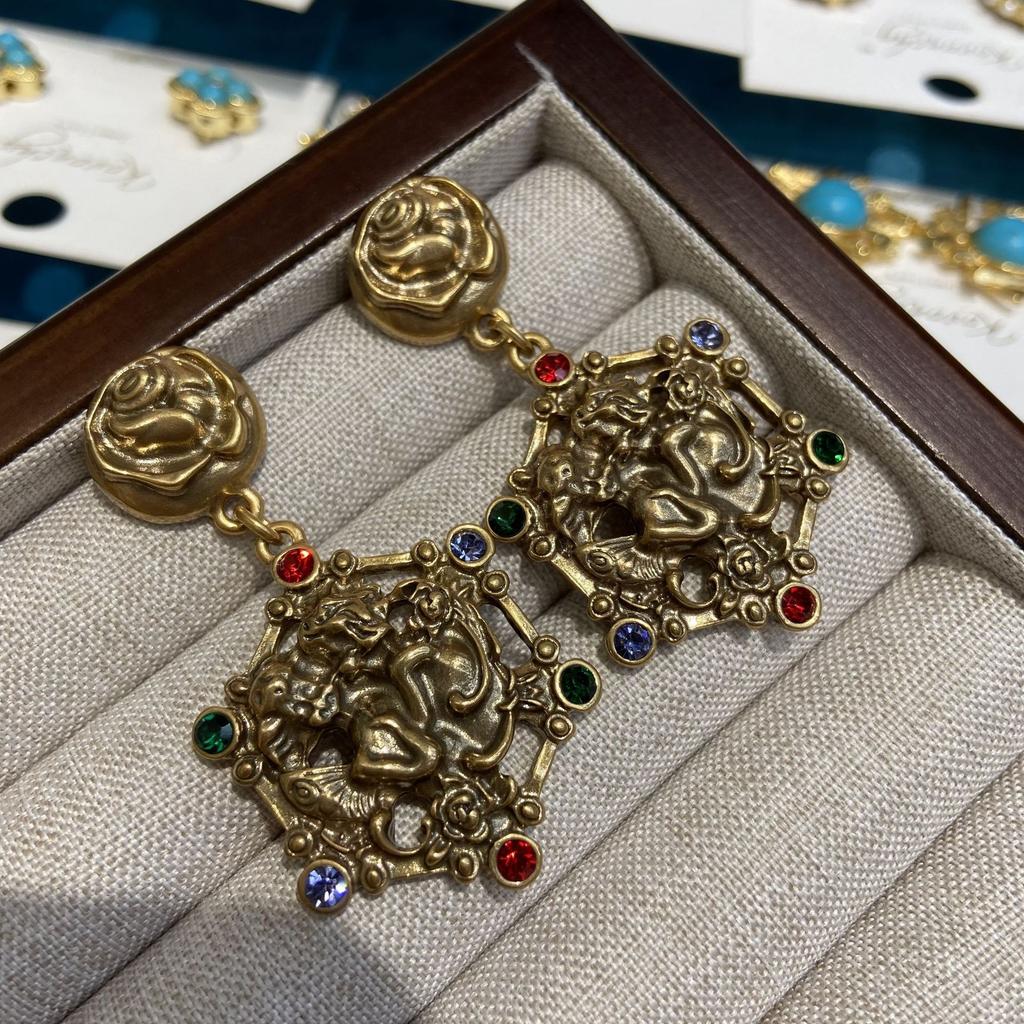 Pendientes de Ángel Besándose de Metal Retro y Antiguos, Pendientes de Botón de Rosa Incrustados con Diamantes de Alta Gama, Pendientes Exagerados Personalizados Para Mujeres