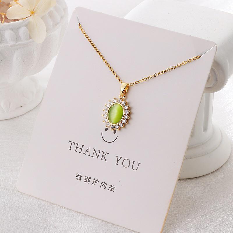 Versatile Luxury Titanium Steel Necklace with a Colorfast Pendant - Simple Niche Design Clavicle Chain for Women.