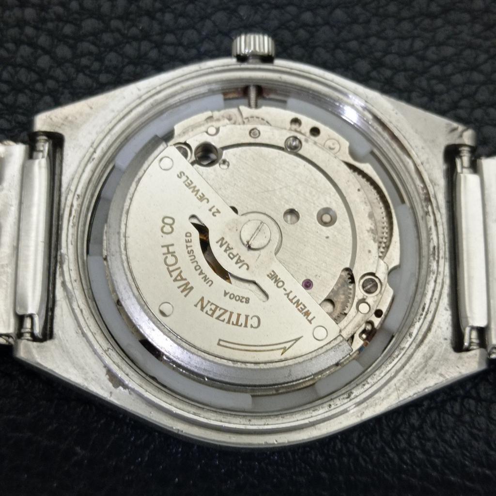 CITIZEN AUTOMATIC 8200 JAPAN MENS VINTAGE GOLDEN COLOR DIAL WATCH a702745-1 R210-a702745