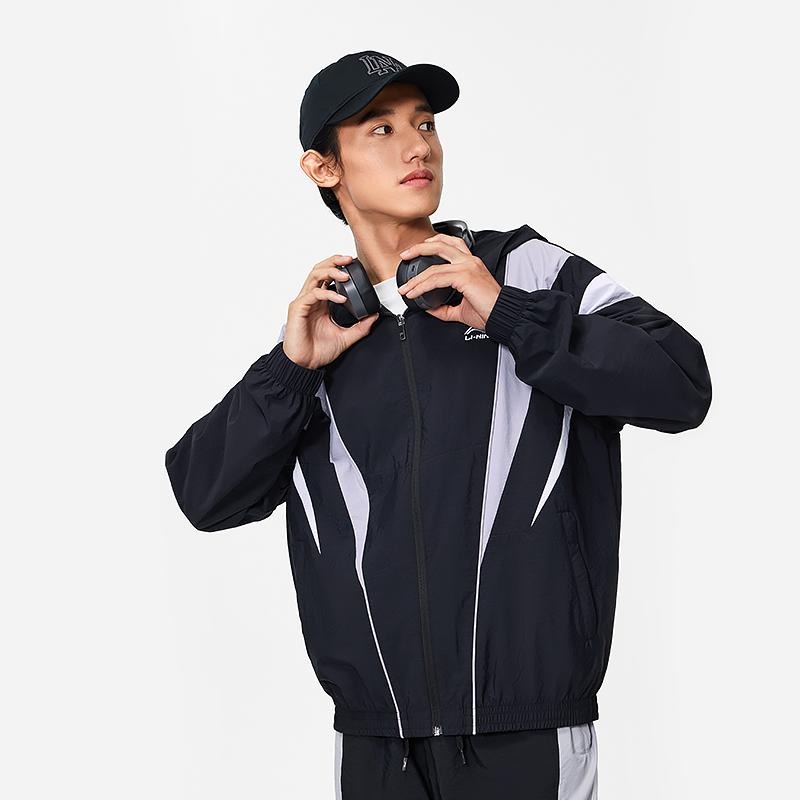 Li Ning Sports Lifestyle Series Windproof Water-Repellent Loose-Fit Hooded Embroidered Zipper Fashion Windbreaker Men Outerwear Black AFDU033-4