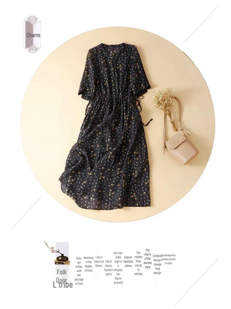 Abito da donna con scollo a V, cotone e lino, manica a cinque quarti, allacciatura, estivo 2024, retro, dimagrante in vita, lungo