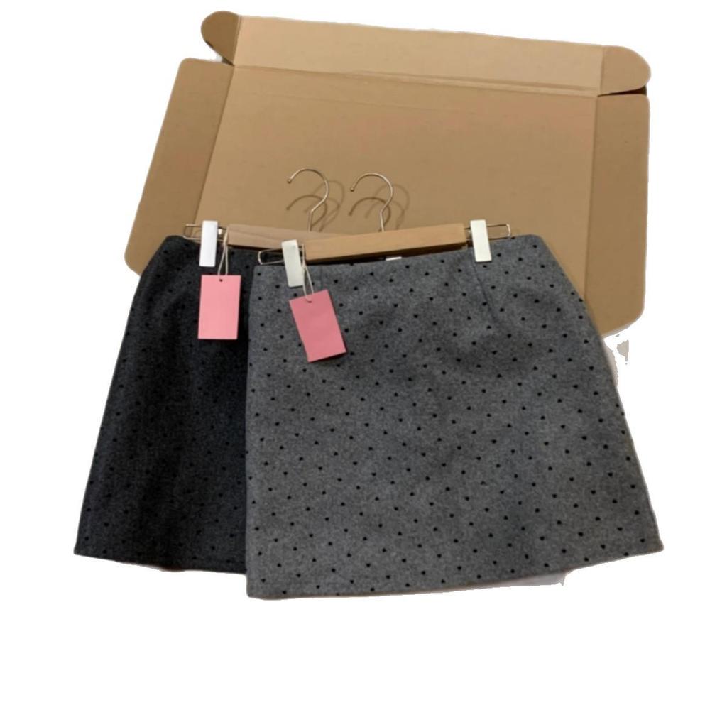 Korean Style Plus Size Polka Dot Woolen High Waist Slimming Short Skirt for Autumn/Winter.