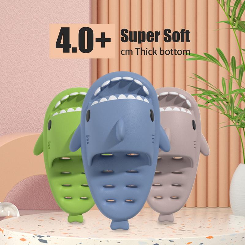 Divat Comwarm üreges cápacsúszdák nőknek Férfiak aranyos rajzfilm otthoni papucsok fürdőpapucsok kültéri szerelmesek strandon vastag alsó papucsok