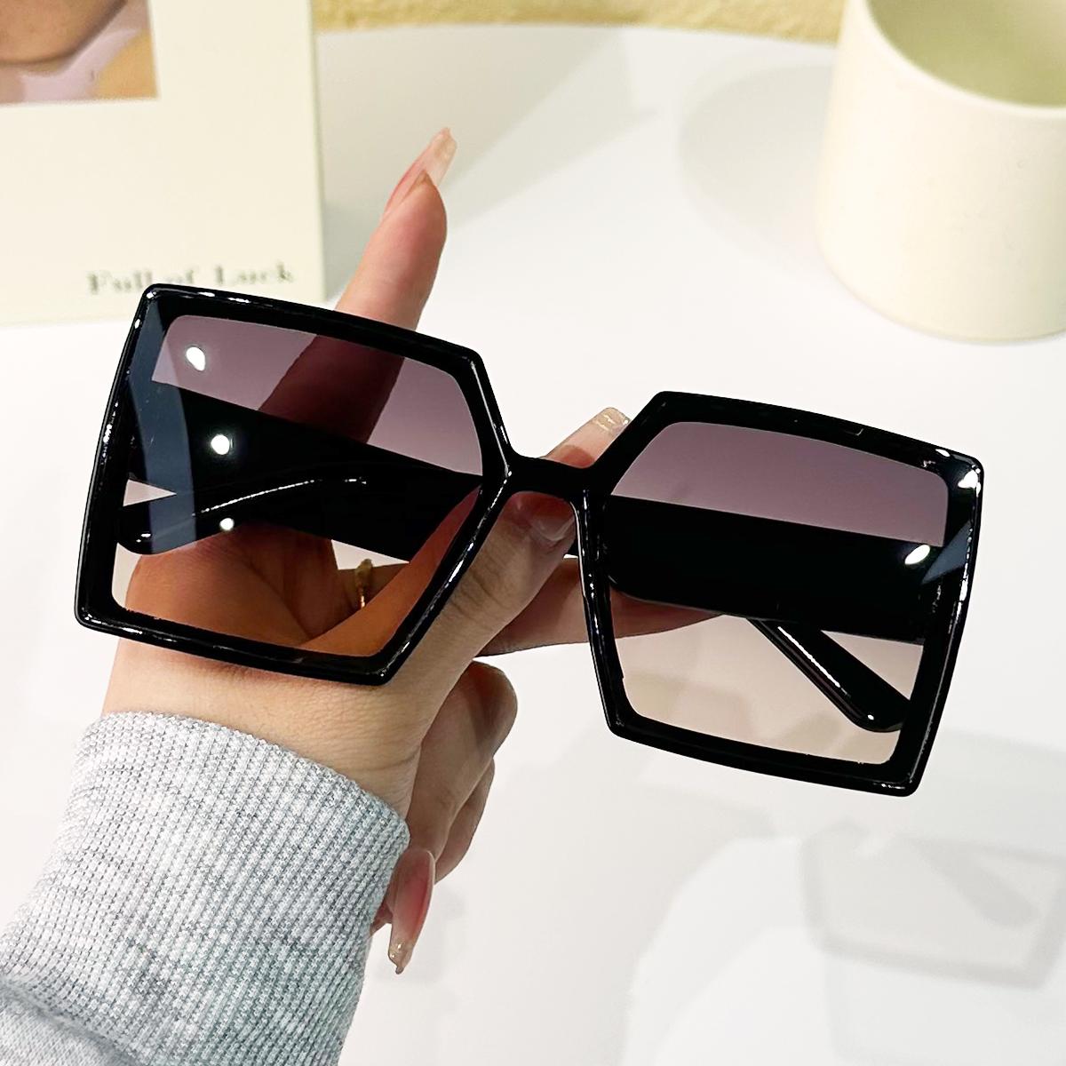 

Удобные женские модные очки квадратной формы оверсайз, стильные солнцезащитные очки, для повседневной жизни, пеших прогулок, треккинга