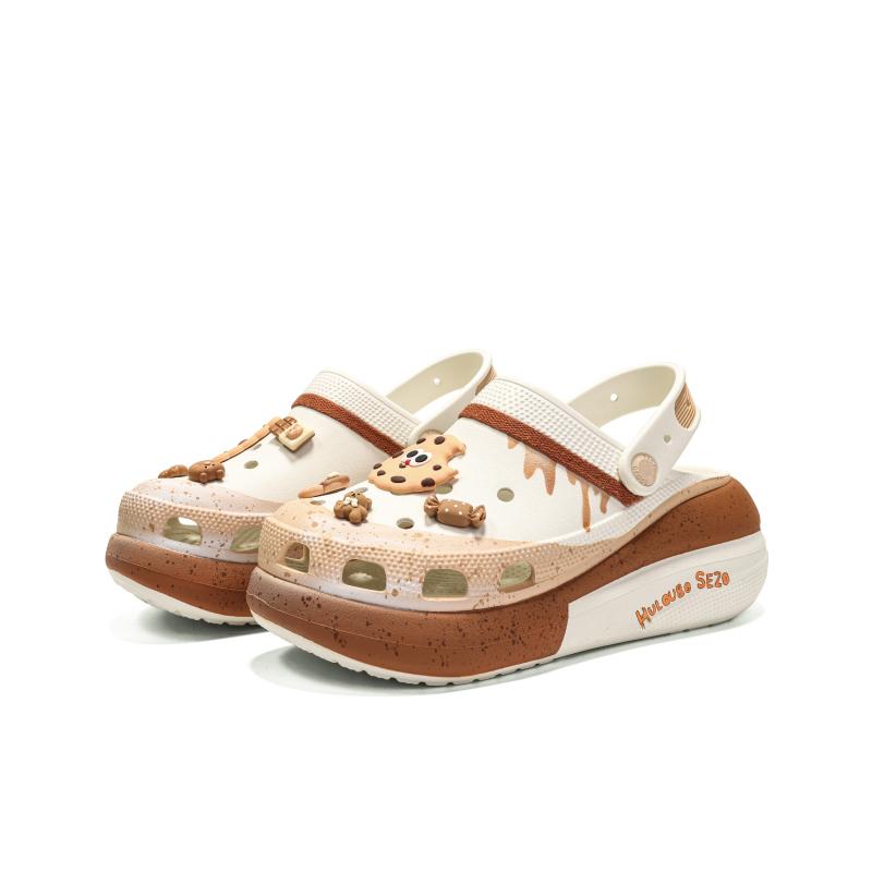 Crocs Classic Clog Free Panda Cocoa Beans Clogs Unisex Coffee Brown