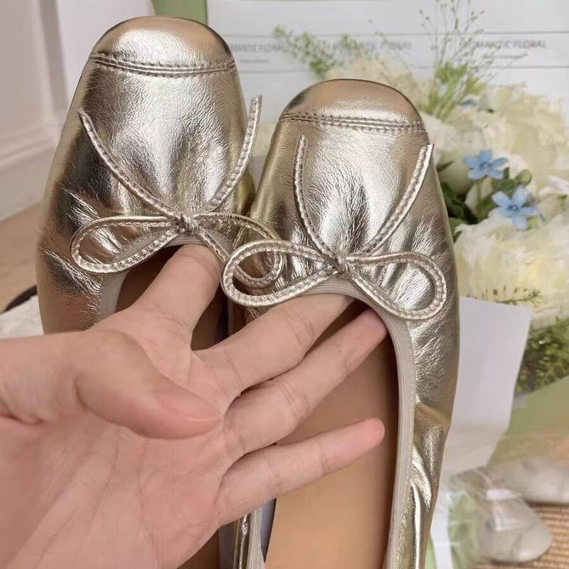 Spring and summer new thick heel square round head bow soft leather folds shallow mouth soft low ballet single shoes women