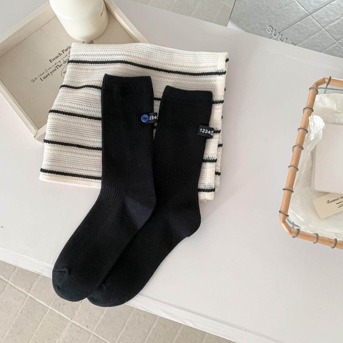 

Early Autumn Socks Casual Stacking Socks Thin Combed Cotton High Value Medium Tube Vertical Striped Button Socks Women one size fits all [combed cotton boneless socks] чорний