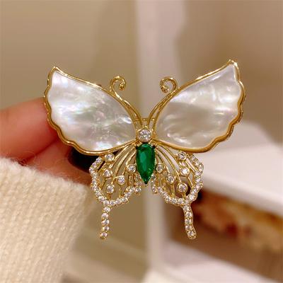 Butterfly Brooch for Women High-end Niche Exquisite Corsage Coat Accessory Pin