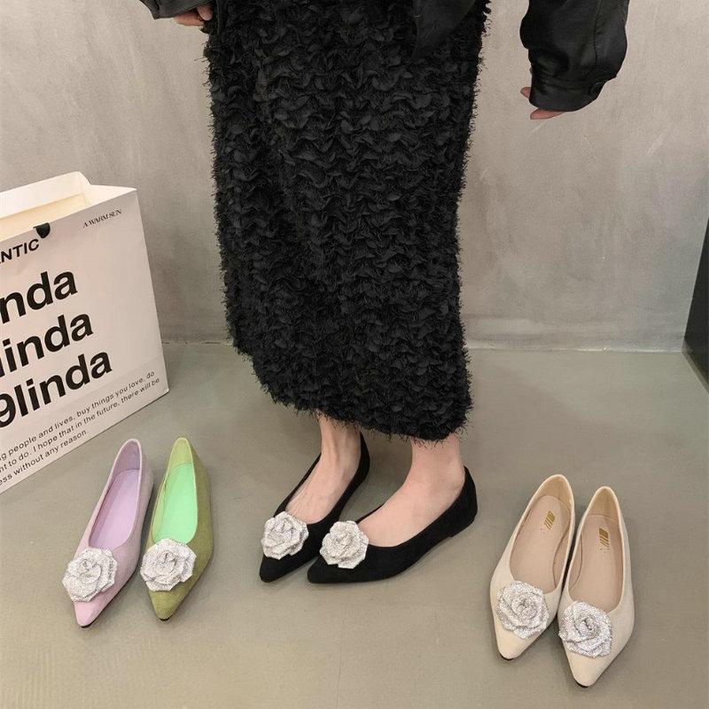 Fashion Flat Shoes for Women's New 2025 Spring and Autumn Retro Flower Pointed Toe Fashion Rhinestone Casual Women's Scoop Shoes Ladies