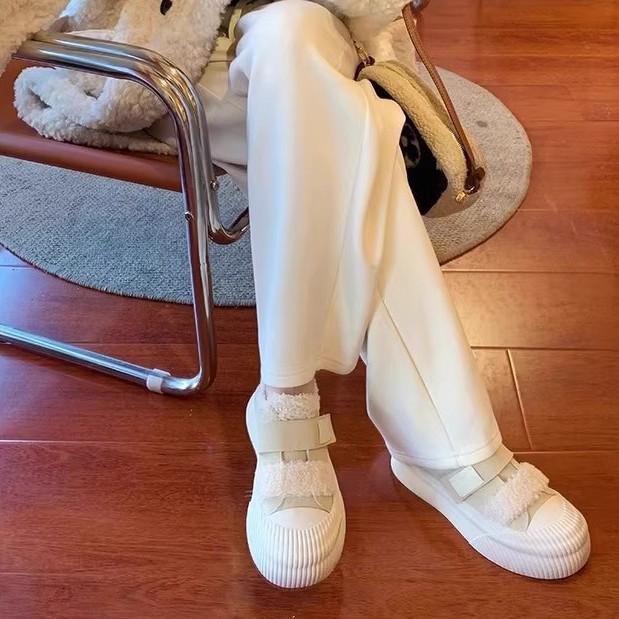 Versiune lână~ pantofi pufoși cu talpă groasă pentru iarna femeilor, pantofi de bumbac cald din catifea, pantofi de stradă versatili din piele, pantofi casual tip biscuiți