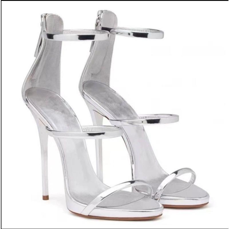 

2025Тонкие каблуки Женские туфли-лодочки Босоножки с ремешком на щиколотке Обувь Острый носок Каблуки Платье Вечеринка Большой размер 34 серебряный