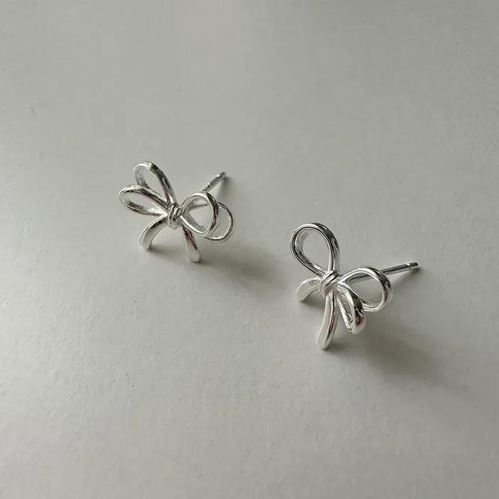 [925silver] Solid ribbon earring
