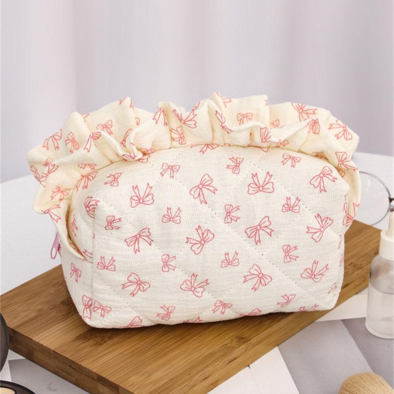 Ruffled Edge Bowknot Floral Print Makeup Bags Large Capacity Quilting Pen Bags Women Cosmetic Storage Bag Travel Wash Bag Clutch