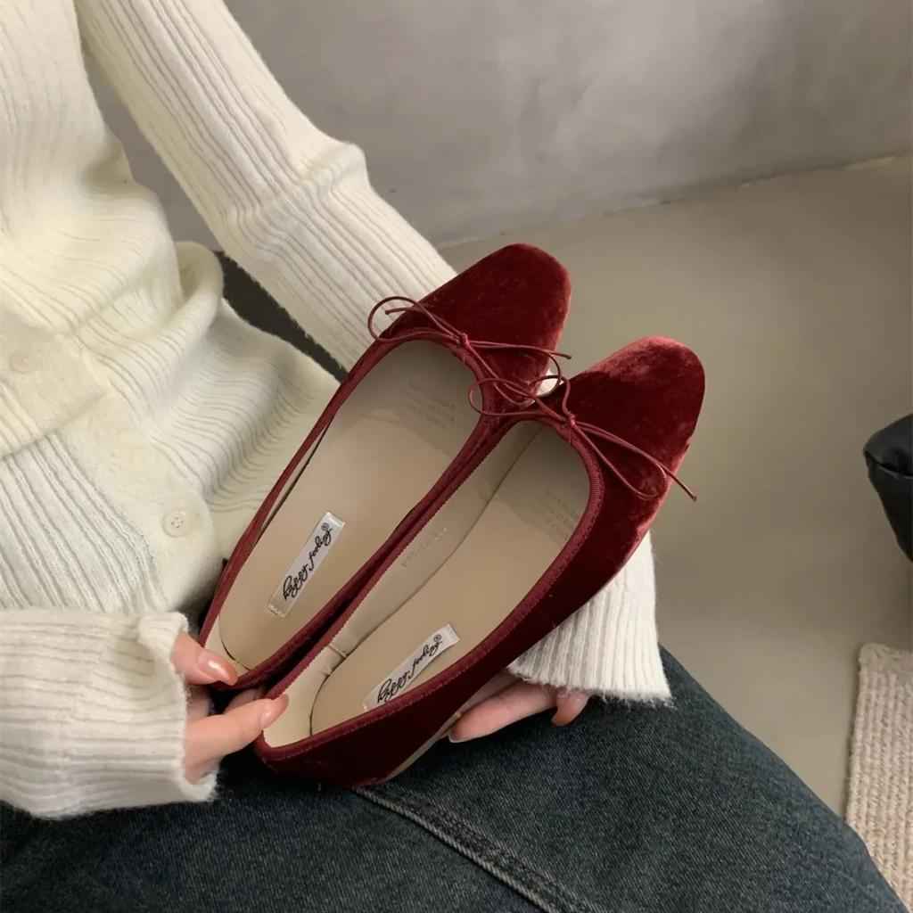 Elegant Velvet Ballerina Shoes Woman  Luxury Velour Ballet Flats Ladies Retro Round Toe Bowknot Shallow Loafers  In Red Green