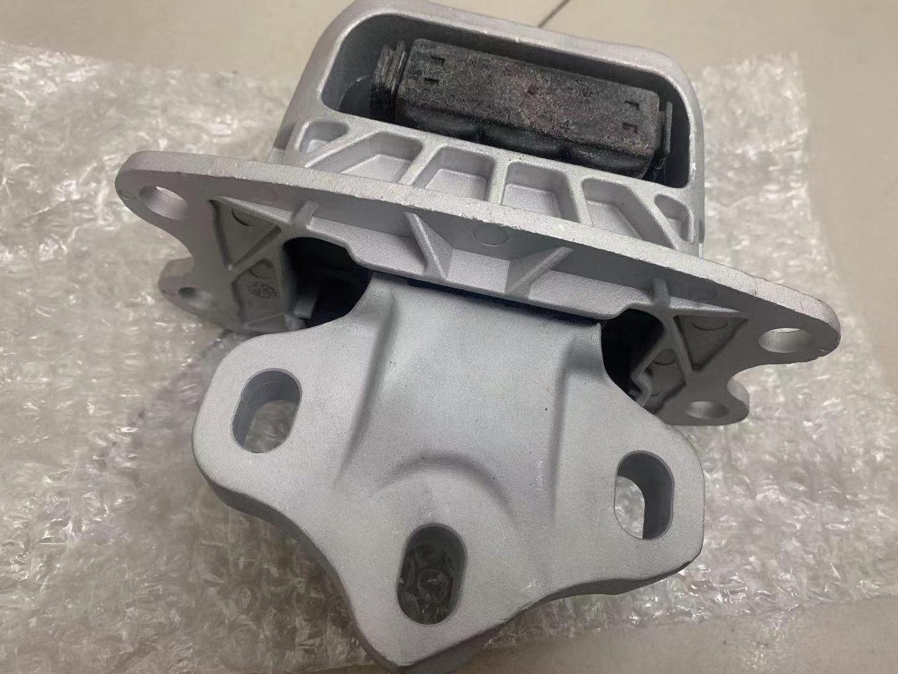 

Крепление коробки передач BMW MINI - Совместимо с моделями F39, F40, F44, F48, F49, F56 (Часть 22316853453) 100 units