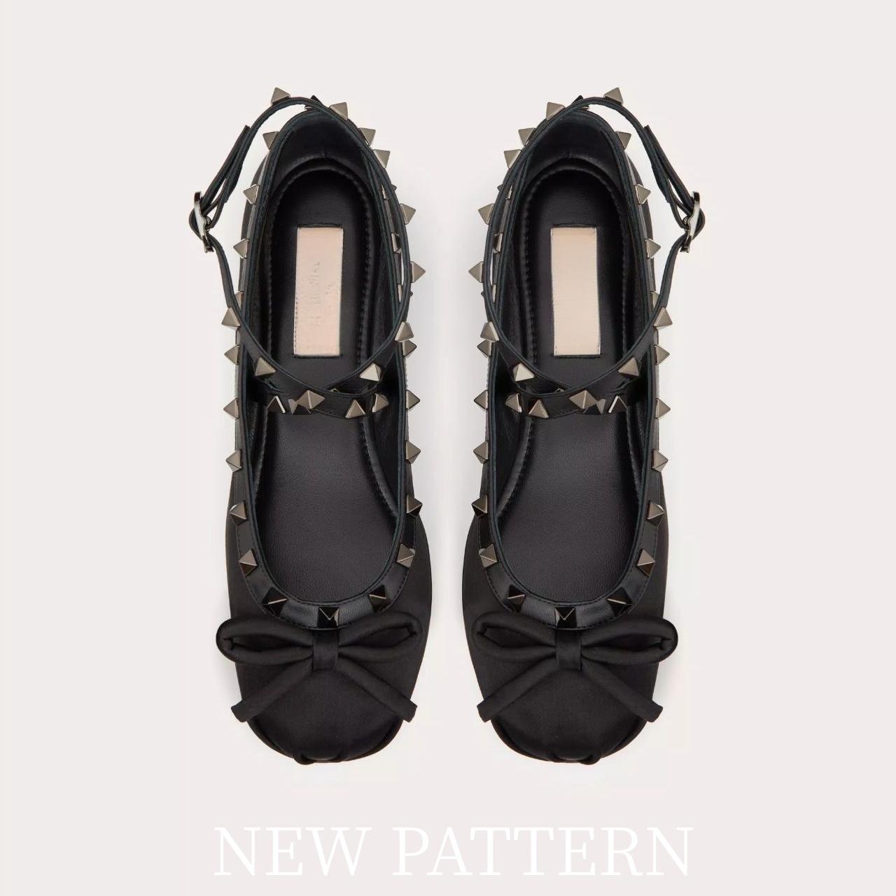 

Жіночі атласні балетки з феєричним ремінцем хрест-навхрест та заклепкою-бантом - Колекція Весна/Осінь 2024 39