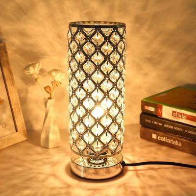 Lampă de masă LED modernă tactilă pentru dormitor, reglabilă prin USB, cu protecție pentru ochi, design creativ, de lux, cu cristal