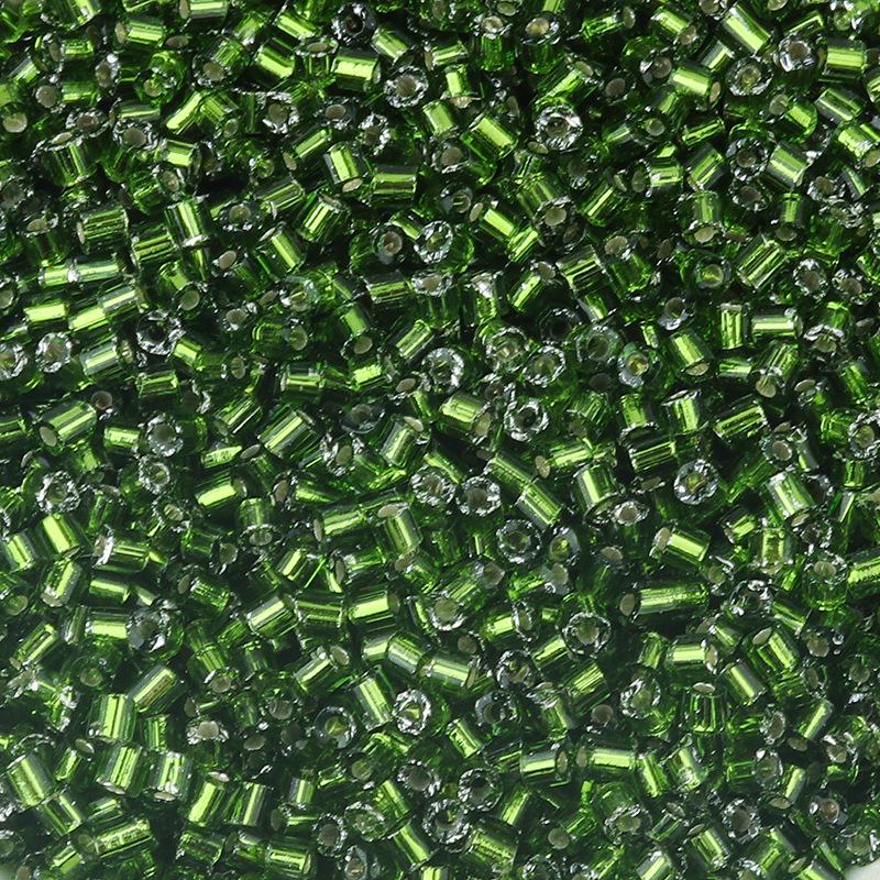 

Посеребренные 2,5 мм цветные стеклянные бусины-бисер для изготовления браслетов своими руками и проектов бисероплетения Diameter 2.5mm, Length 3mm, Hole 1mm, 50g/pack