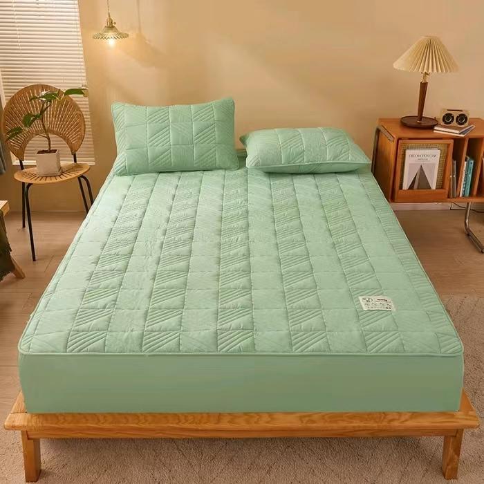 High Quality Soy Fibre Quilted Mattress Cover 100% Cotton Customized Quilting Bed Cover Not Including Pillowcase