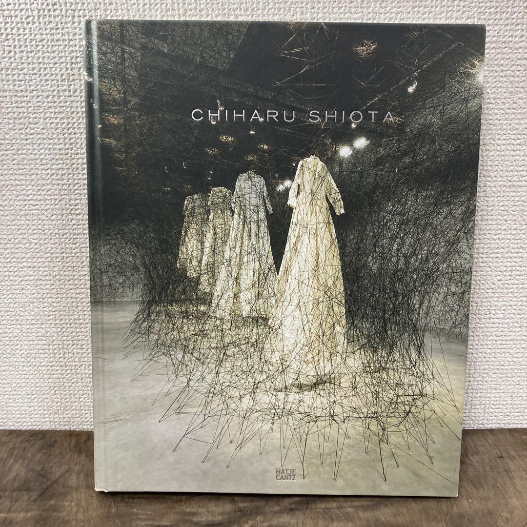

[USED] Chiharu Shiota Collection