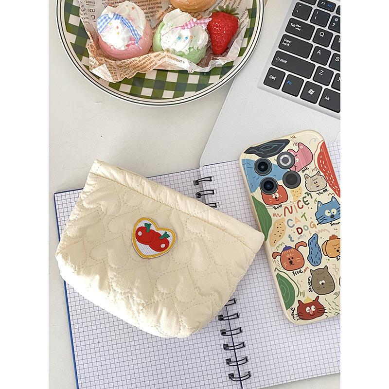 Ins Embroideried Small Cosmetic Bag Pouch Quilted Cotton Love Makeup Bag Travel Organizer Clutch Bag Women Sanitary Pad Pouch
