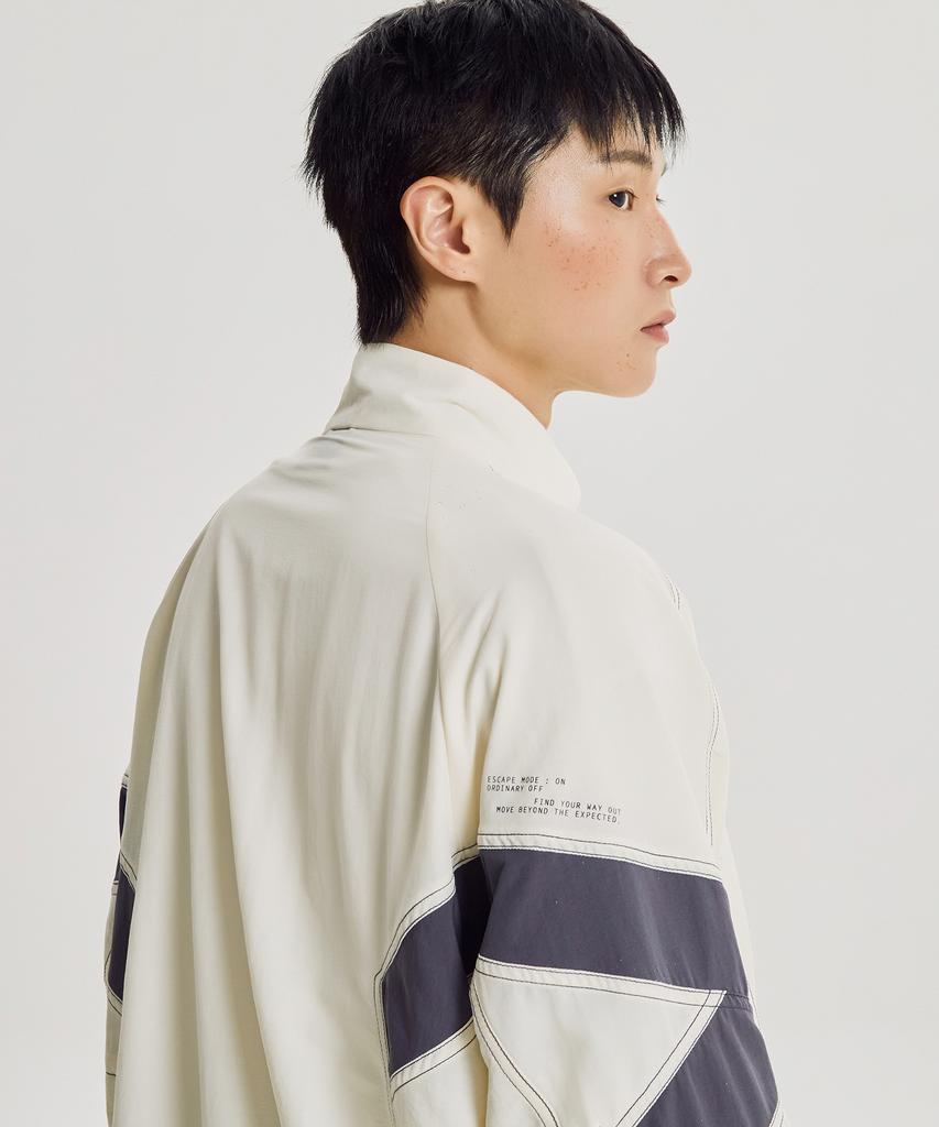 New Balance Nbnag31833 / Uni Escape Stand Neck Warm-Up Jacket (Ivory)