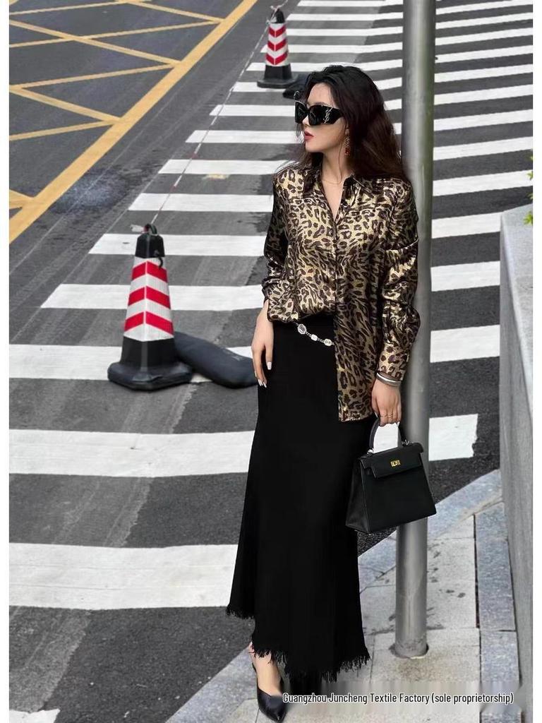 Leopard Velvet Metallic Silver Glitter Dress Fabric - Fashion Costume Performance Material