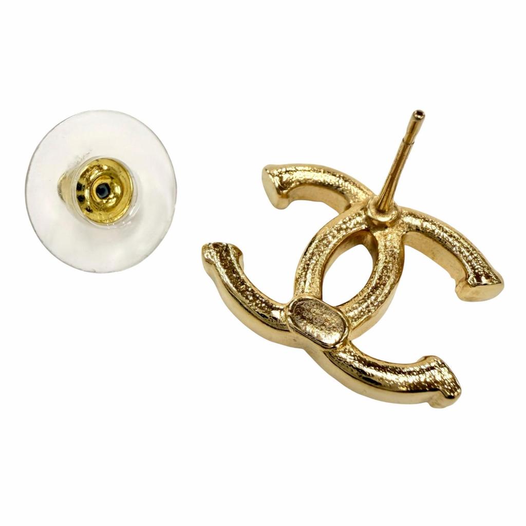 Great CHANEL Pierce Gold Women B24V ABB375 Used