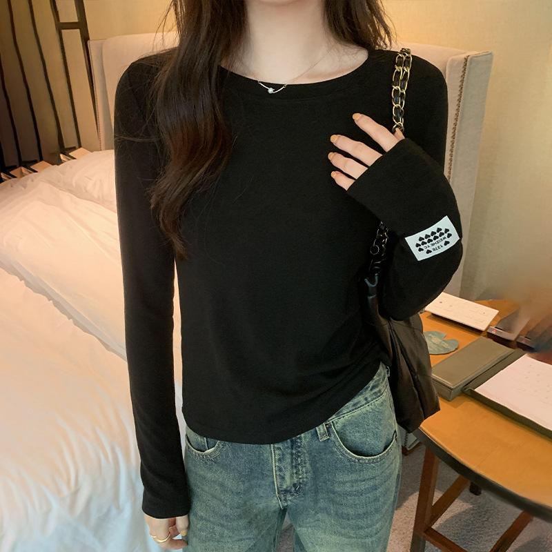 

Круглый вырез, серая лейбл на правом плече, эластичная футболка с длинными рукавами для женщин, осень-зима, новый стиль, внутренняя повседневная рубашка XL