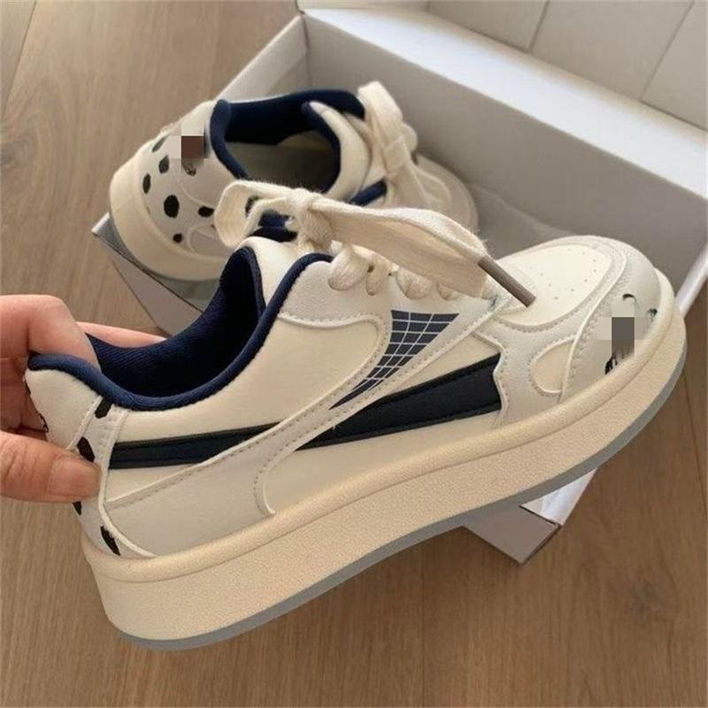 Damen Modische Und Lässige Dicksohlige Höhenerhöhende Leichte Board-Schuhe