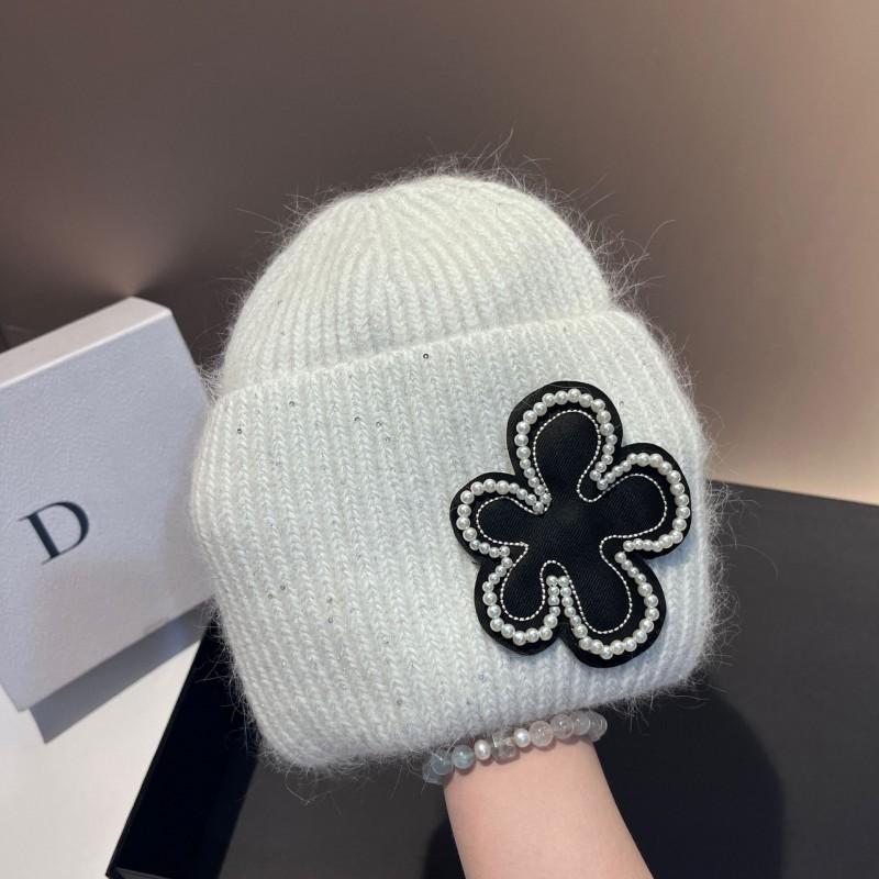 Womens Winter Knit Beanie Pearl Flower Faux Fur Hat Soft Shiny Warm Outdoor Fashion
