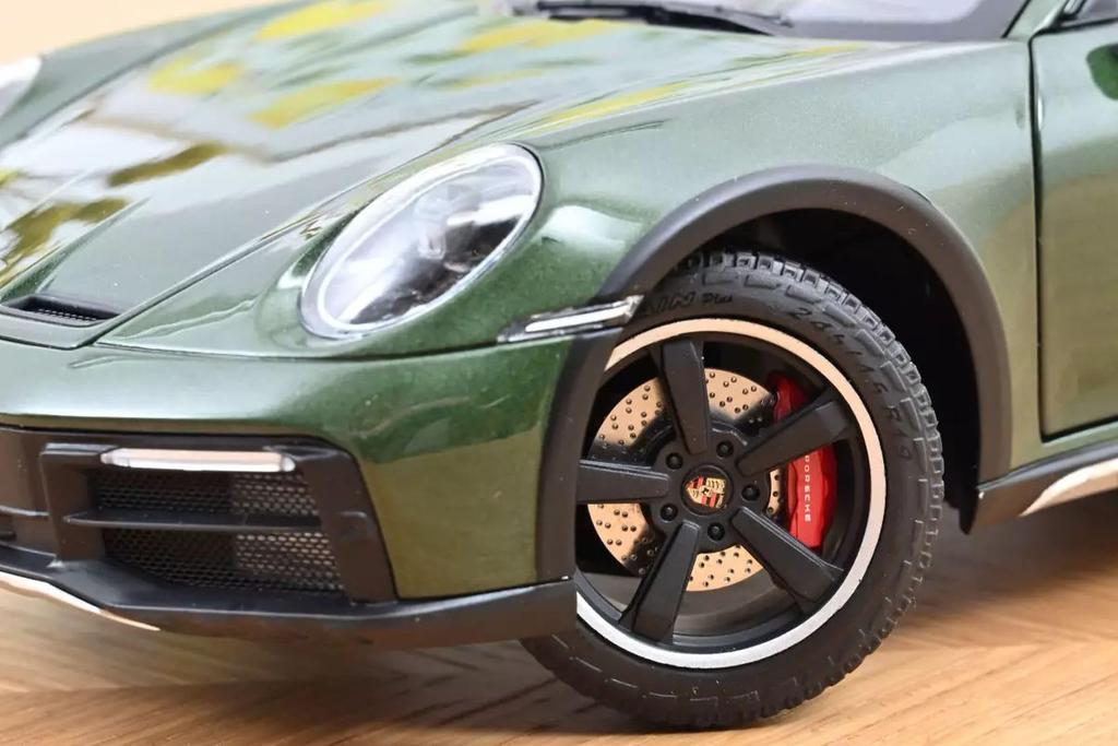 Norev Porsche 911 Dakar 2023 Metallic Oak Green Finished Product 1/18