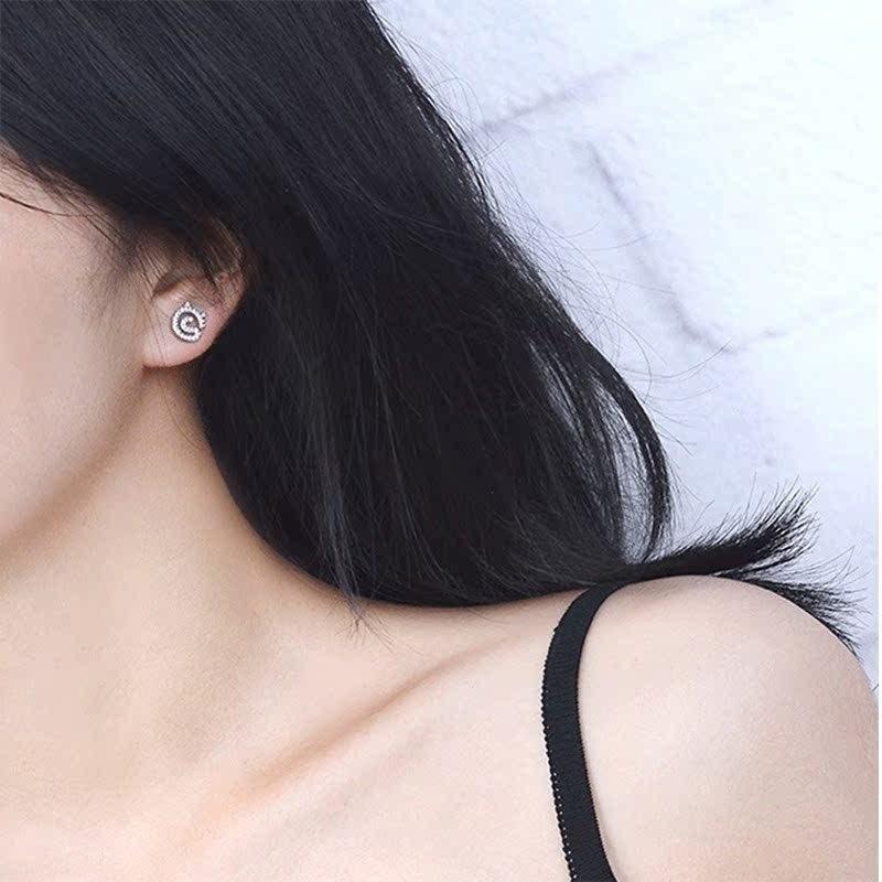 New Product Cat Face Earrings and Ear Piercings Simple Zircon Cat High-end Ear Accessories