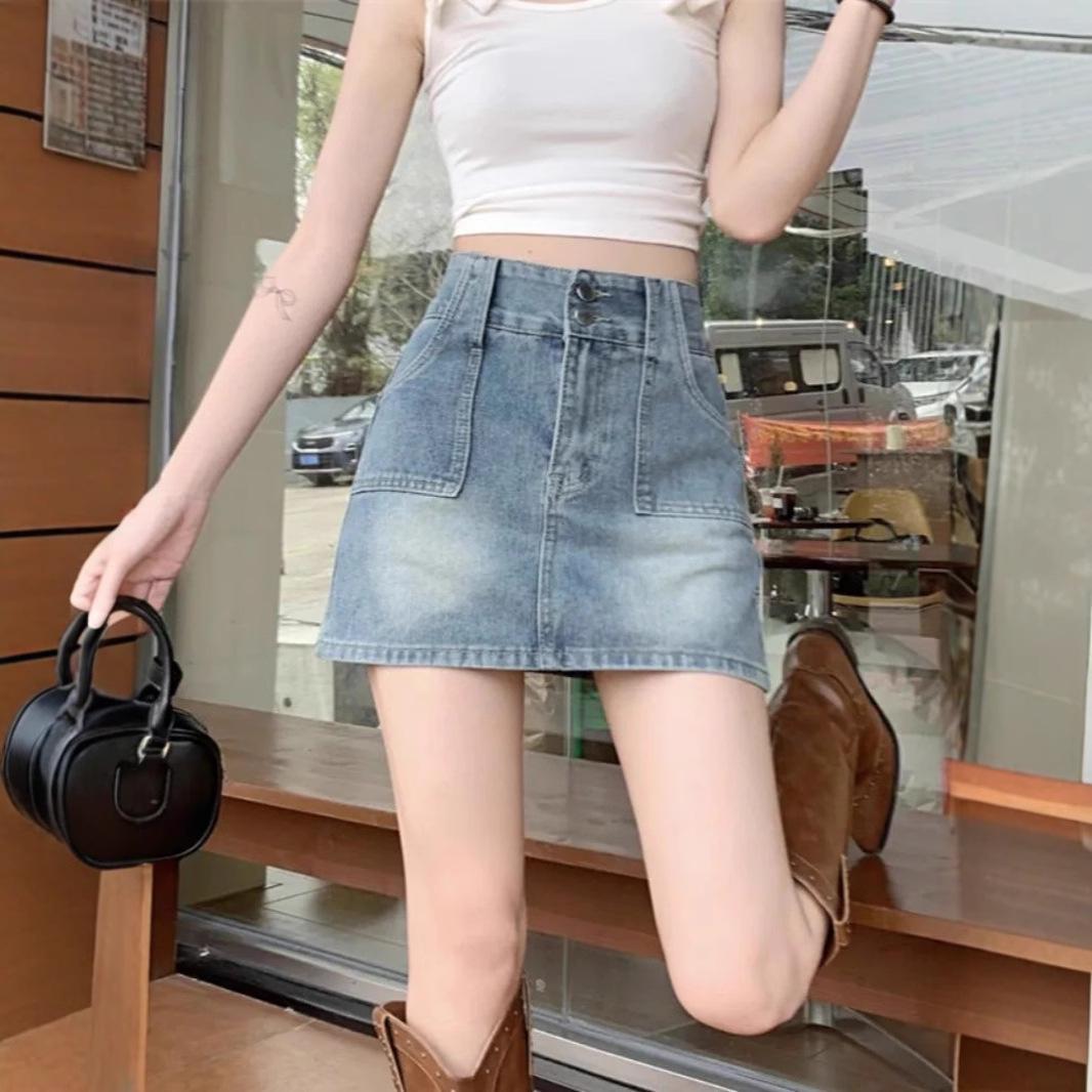 

Korean Style High-Waisted Denim A-Line Mini Skirt: Double-Button, Hip-Hugging, Versatile, Retro Design Small