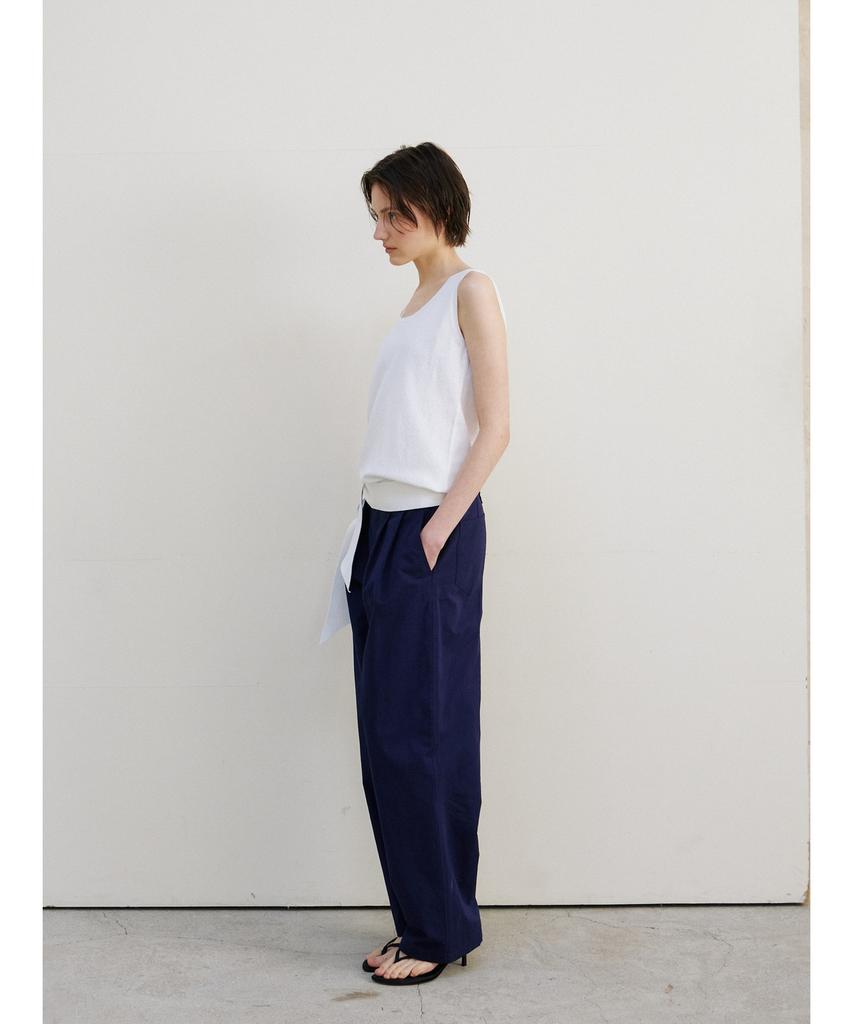 Ninnis Two-Tuck Curved Pants (Navy)