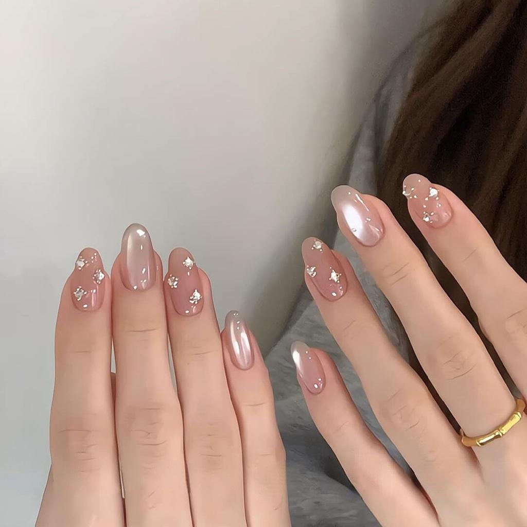 Nude Color Gradual Change Cat's Eye Pure Hand-worn Nail Light Luxury White Advanced Short Nail Patch Fake Nail