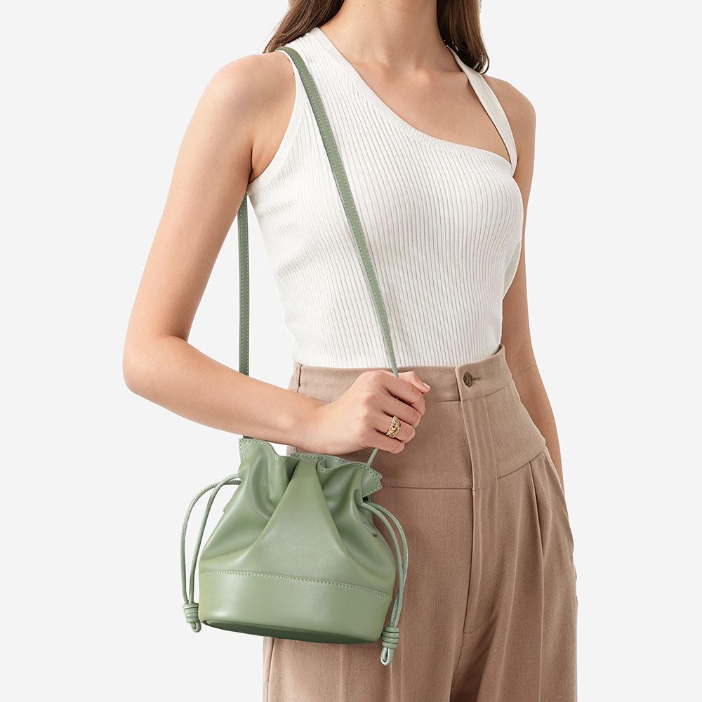 Lambskin Cloud Drawstring Bag: High-End Leather, Large Capacity, Crossbody & Underarm Style