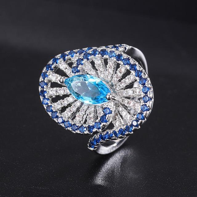 Vintage Exaggerated Ring   Hollow Design Wedding Cocktail Ring Ladies Luxury Antique Party Ringer Rings
