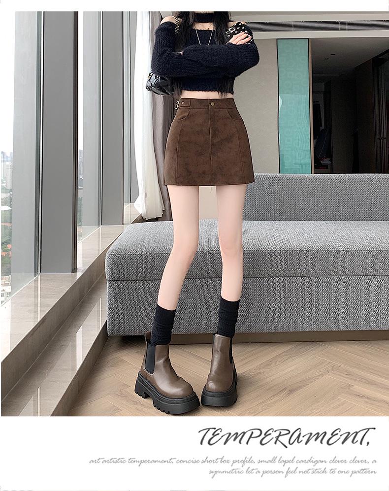 Coffee Suede A-Line High Waist Thickened Short Skirt - Plus Size Women's Hip-Hugging Slim Fit for Spring and Autumn